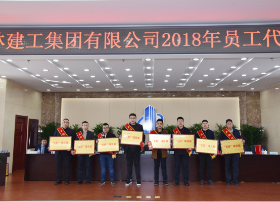 5e78799c060b7.jpg cef9b489896a6266701d4cf1a5d4a3d6.jpg