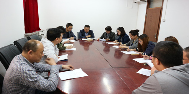 5e79d21b8b0a8.jpg 95396df23514fd9fe75b17f2dc5518b4.jpg