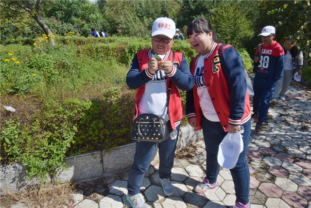 5e7ab314101d2.jpg f821bf06a62ba324f4d498d72a9e81f8.jpg