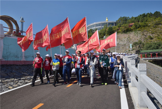 5e7ab39a48948.jpg d6b9ddf11307654cbf943a7e0225fe4d.jpg