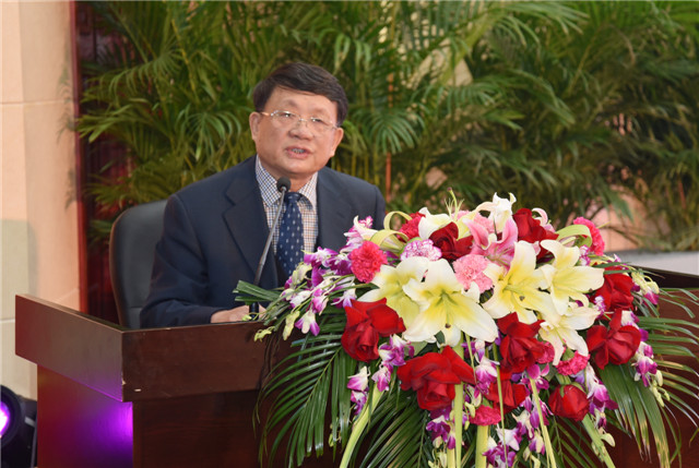 5e7ac19c18d59.jpg ed7eb8fc7b6d5f2c03c2572734f7b73e.jpg