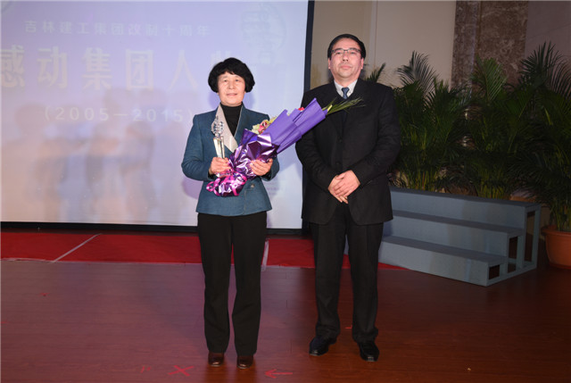 5e7ac35aaaa72.jpg 305232220039a8e27f642f8905f8e636.jpg