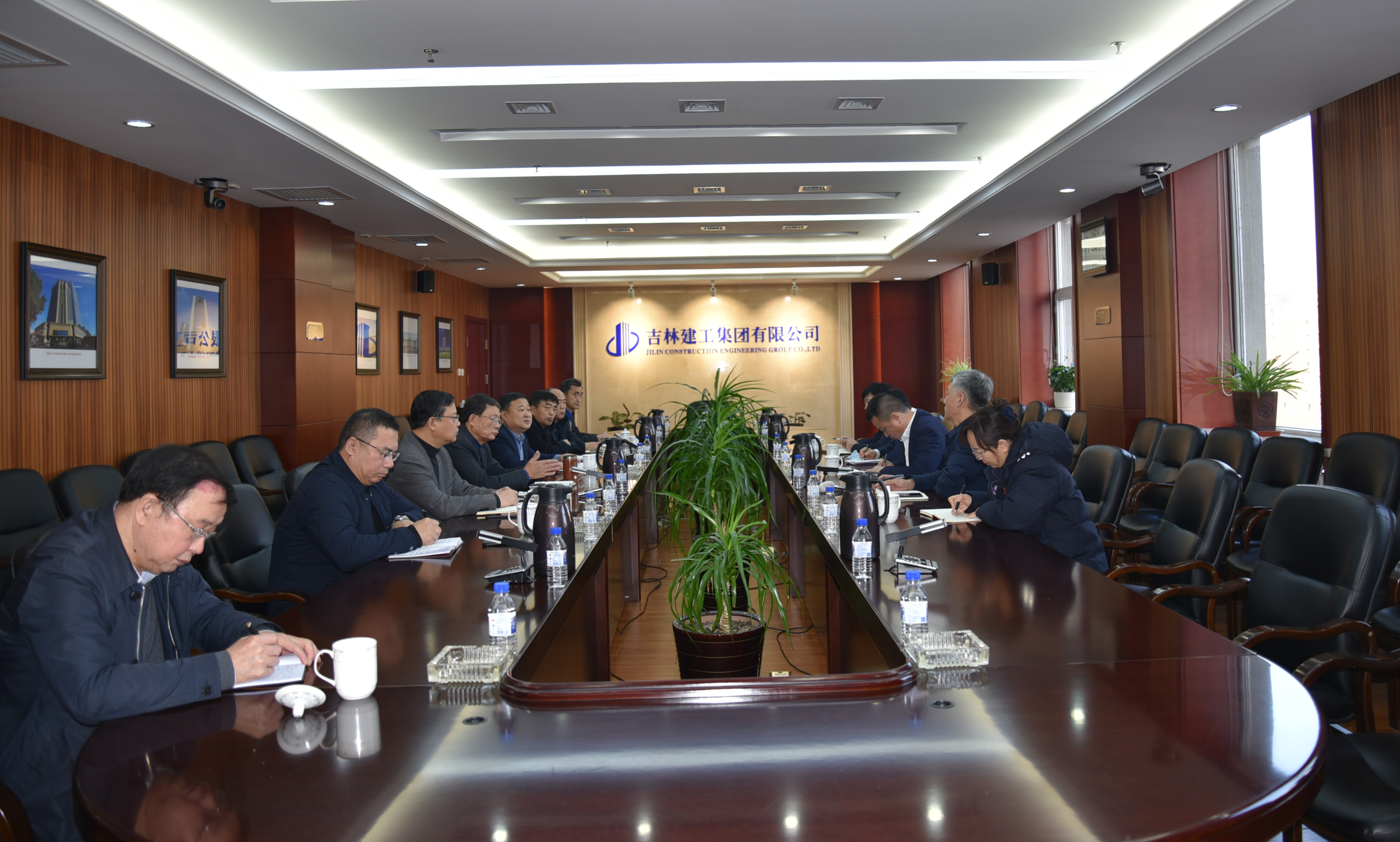 61b84be4e48c5.jpg 61b84be4e48c5.jpg